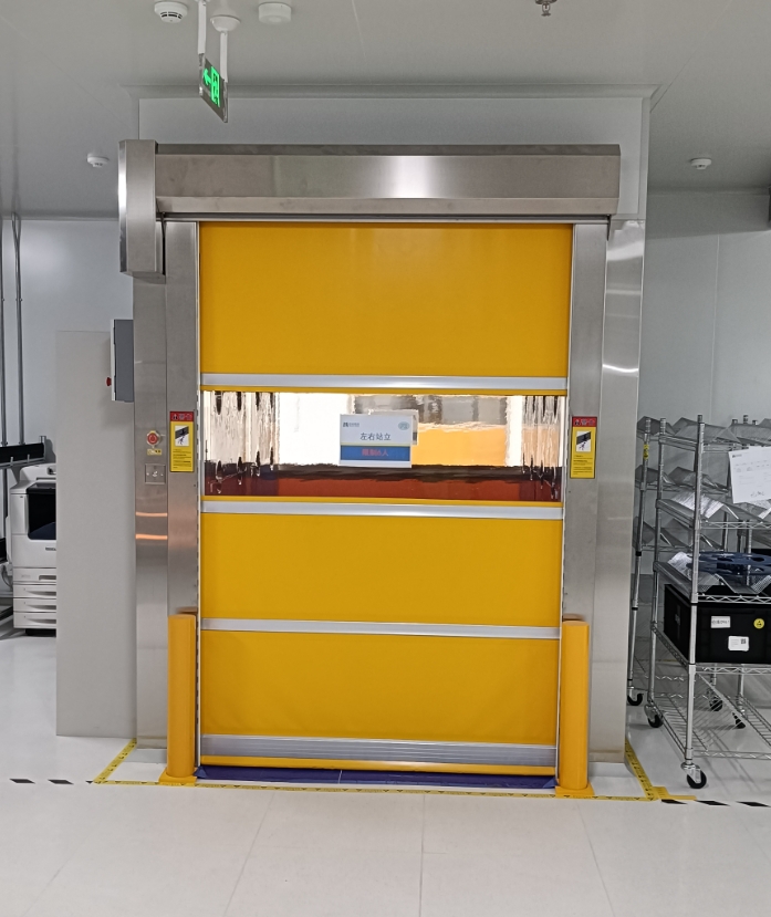 天津經(jīng)緯恒潤科技風(fēng)淋室安裝完畢